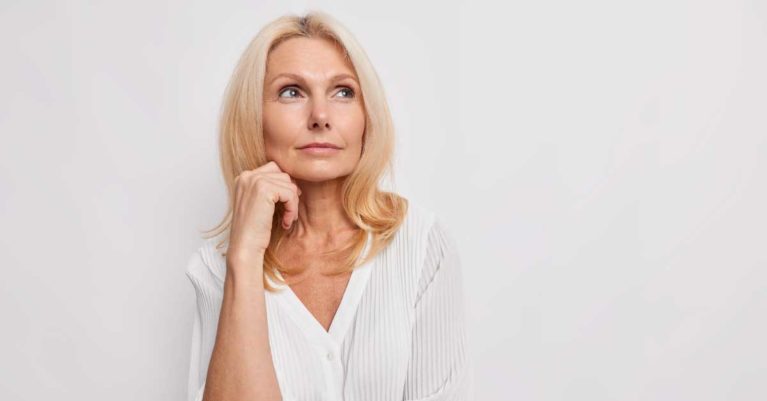 rejuvenecer el rostro a partir de los 50 años